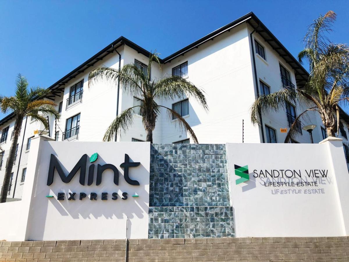 Mint Express Sandton View Johannesburg Buitenkant foto